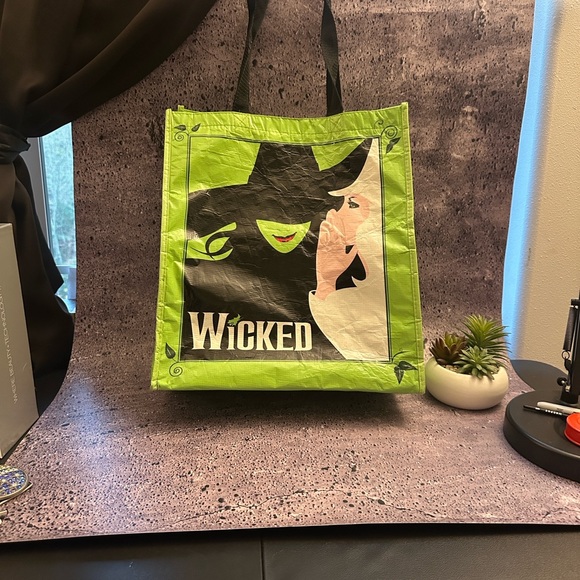 Wicked Tote Bag and Starbucks Coffee Gravity Tumbler - Picture 5 of 8